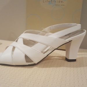 Ladies shoes